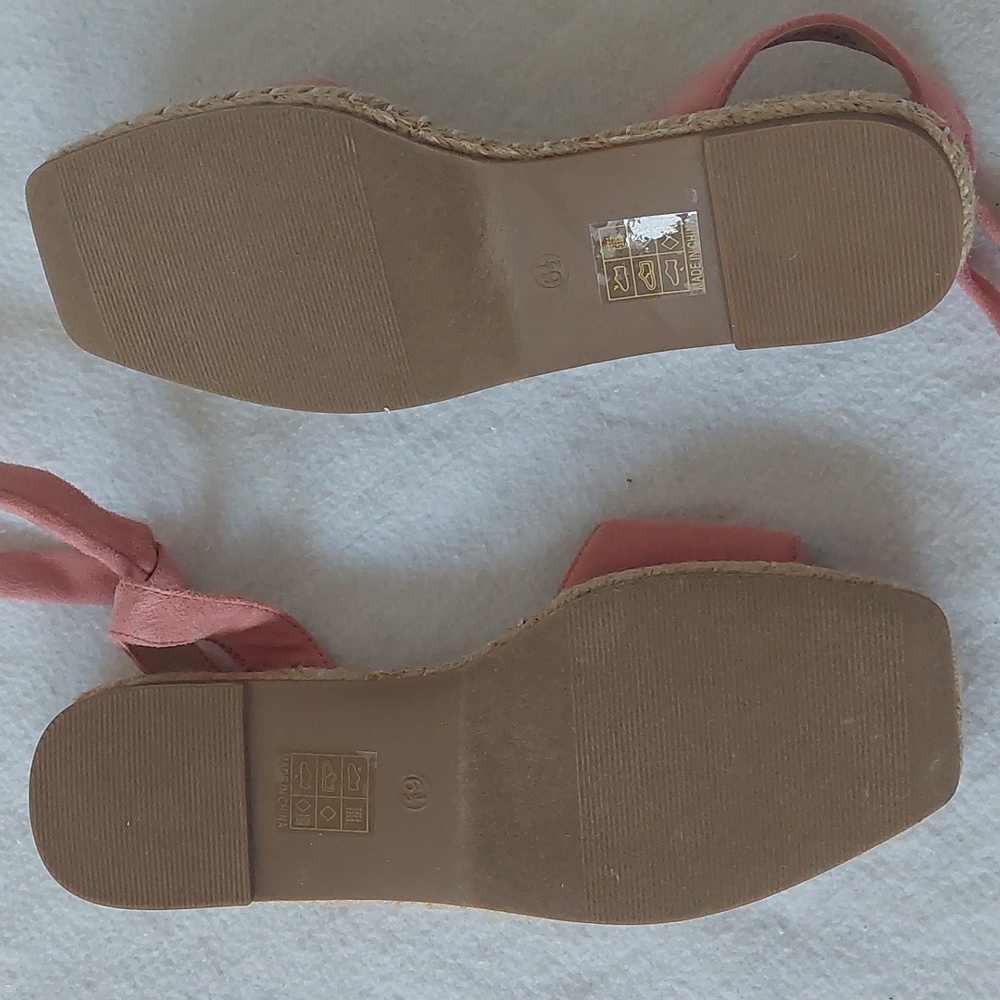 Journey Collection espadrille sandals NWOT - Picture 9 of 12